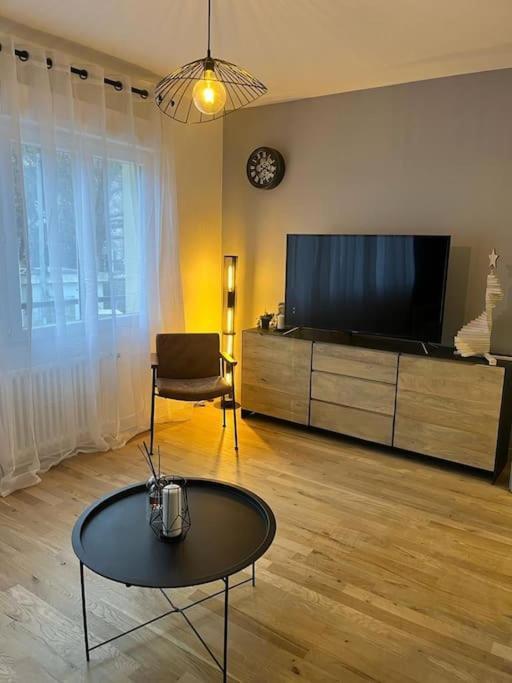 Appartement Cosy 6 Pers Нуазі-ле-Сек Екстер'єр фото